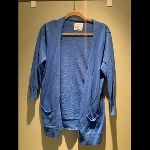 American eagle sweater